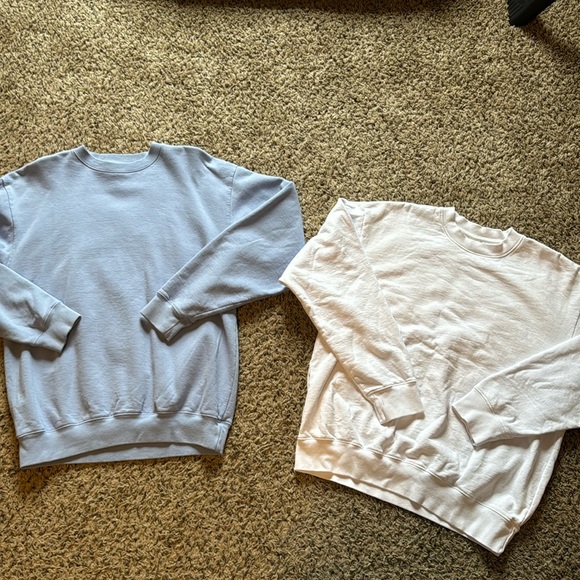 Sporty and Rich sweatshirts - Picture 1 of 5